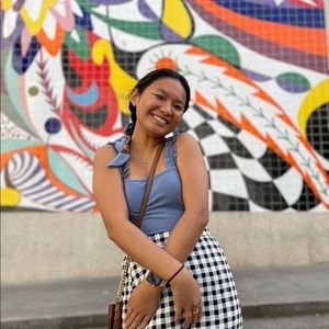 Meet your Posher, Angeline